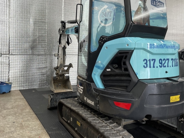 backhoe custom decal service in Indianapolis